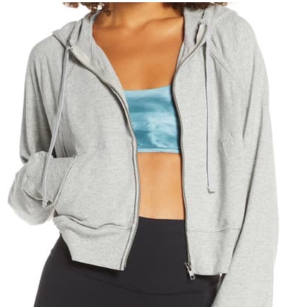 FREE PEOPLE movement gray cropped sweatshirt zip up XS